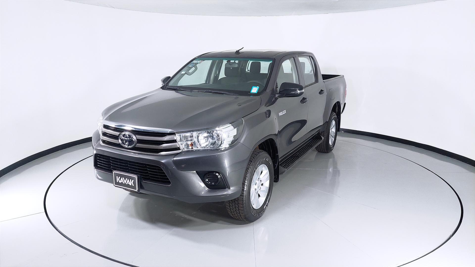 Autos Toyota Hilux Double Cab Pickup 2018 usados KAVAK México