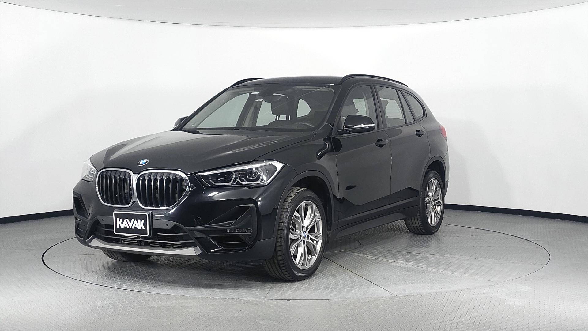 Carros Bmw X1 1 5 Turbo S Drive 18i AT Suv 2021 usados KAVAK Perú