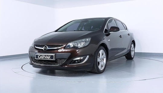 Opel Astra 1.4 SPORT 2015