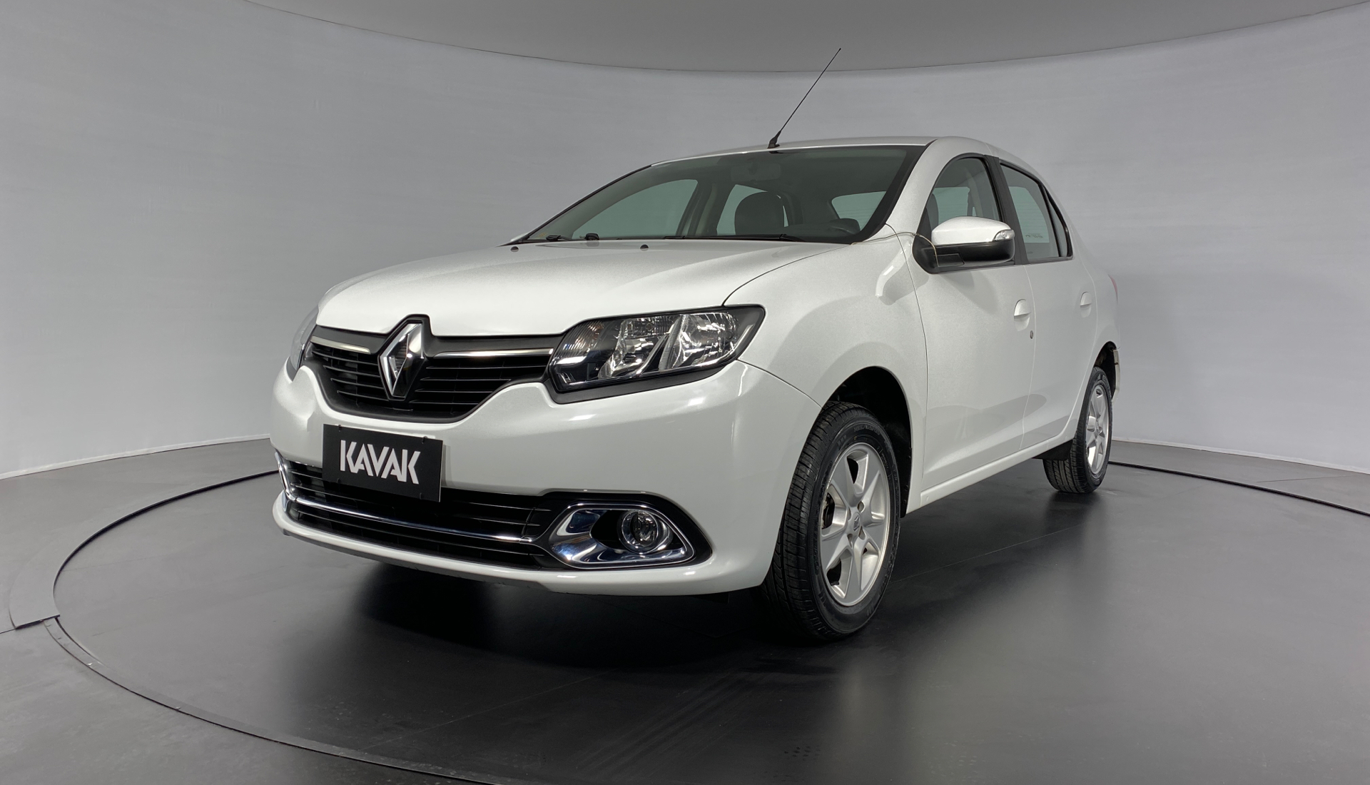 Капот renault logan 1