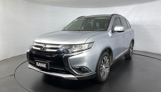 Mitsubishi Outlander AUTOMATICO GASOLINA 2016