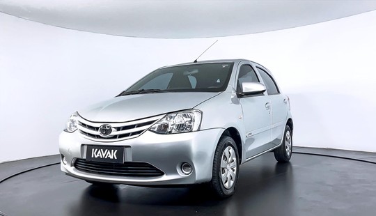 Toyota Etios X 2015