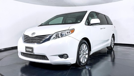 Toyota Sienna XLE Limited 2014