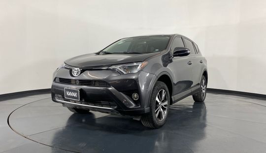 Toyota RAV4 XLE 2017