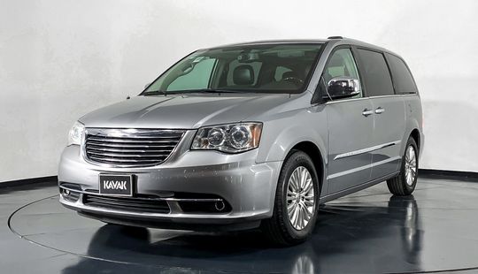 Chrysler Town & Country Limited-2015