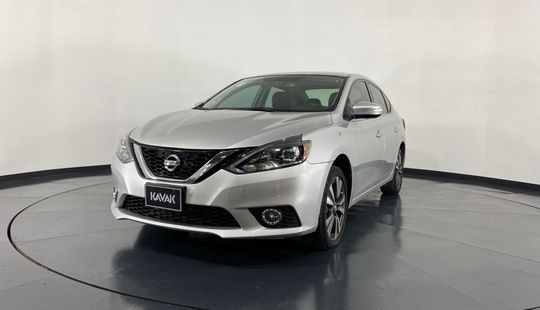 Nissan Sentra Advance 2018