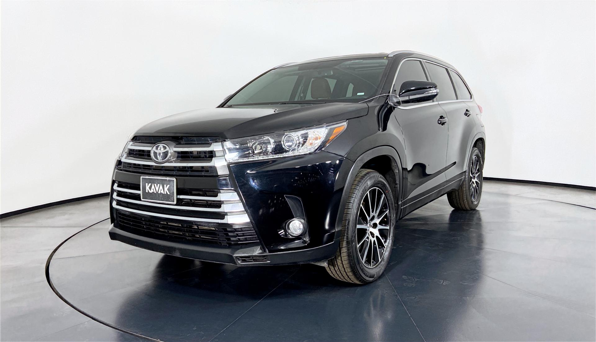 Toyota Highlander 2018 105438 51100 KM Precio 611999