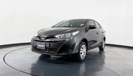 Toyota Yaris Core 2018