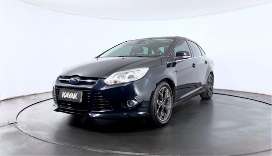 Ford Focus TITANIUM SEDAN 2015