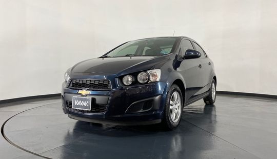 Chevrolet Sonic LT TA (Línea anterior) 2016