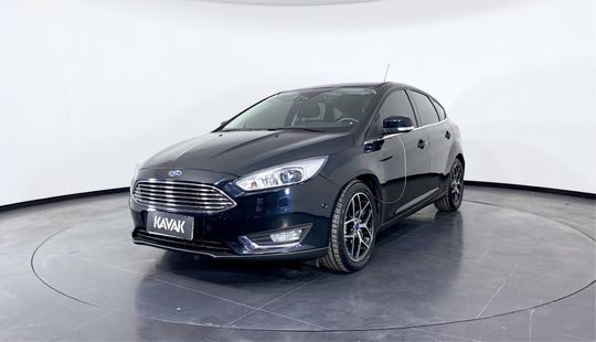 Ford Focus TITANIUM PLUS 2016