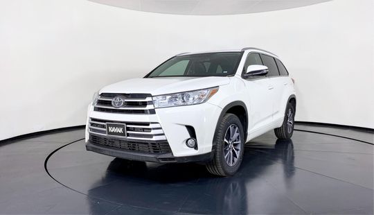 Toyota Highlander XLE 2018