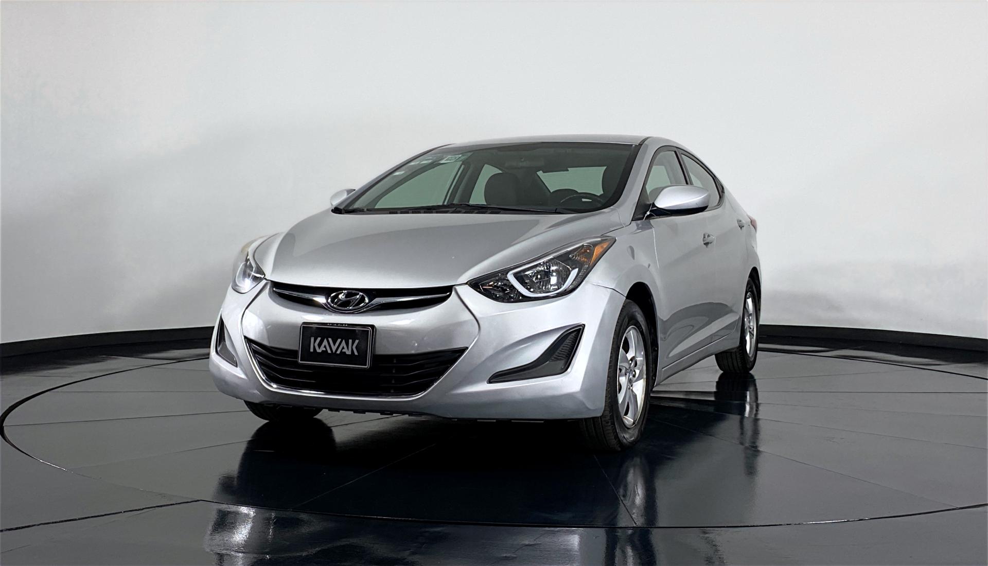 Hyundai Elantra 2015 #114875 | 102500 KM | Precio: $175999