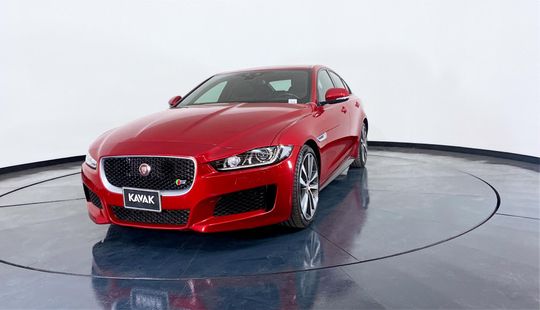 Jaguar XE S 2016
