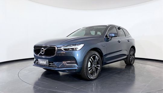 Volvo XC60 T8 HYBRID MOMENTUM AWD 2020