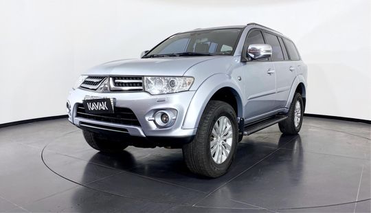 Mitsubishi Pajero Dakar HPE 7L V6 2015