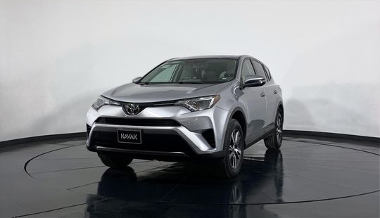 Toyota RAV4 XLE 2016