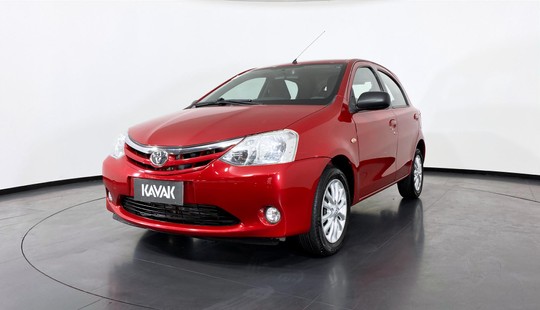 Toyota Etios XLS 2013