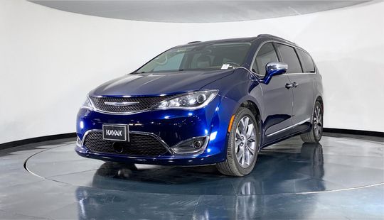 Chrysler Pacifica Limited 2017