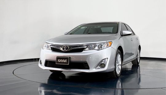 Toyota Camry XLE 2014