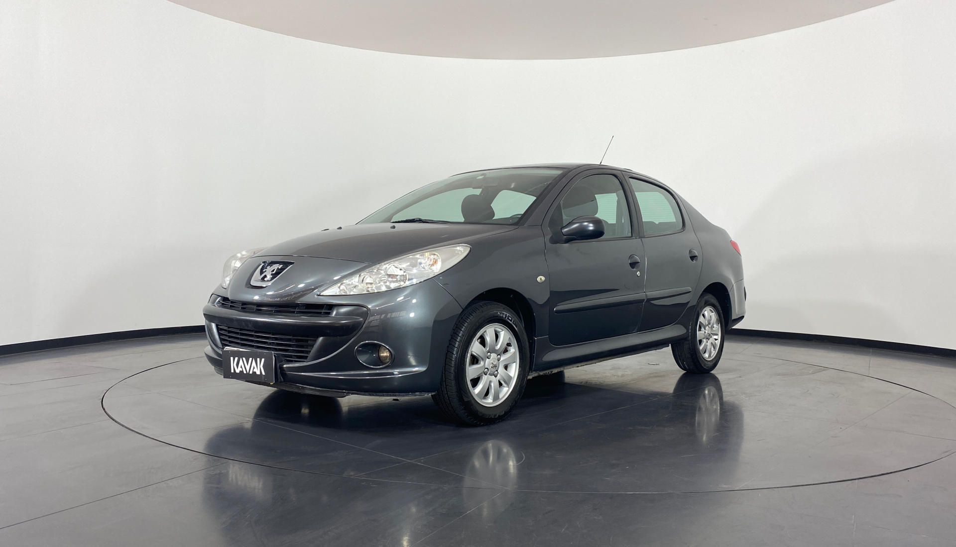 peugeot-207-2010-121647-99334-km