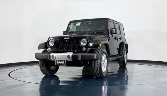 Jeep Wrangler Unlimited Sahara 2015