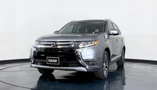 Mitsubishi Outlander SE 2017