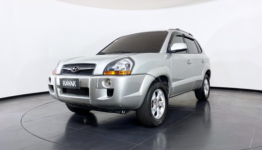 Hyundai Tucson MPFI GLS 2WD 2013