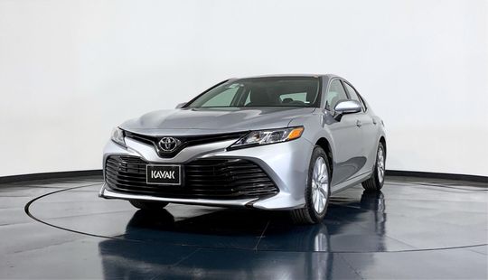 Toyota Camry LE 2018
