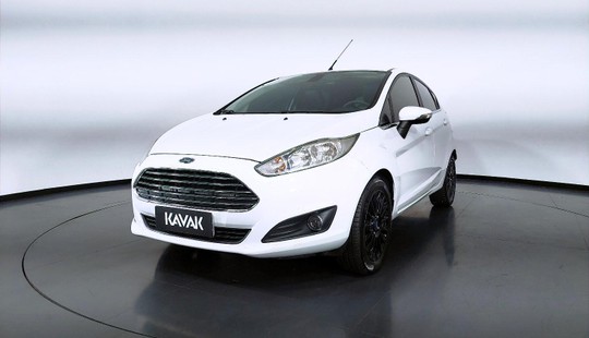 Ford Fiesta TITANIUM HATCH 2014