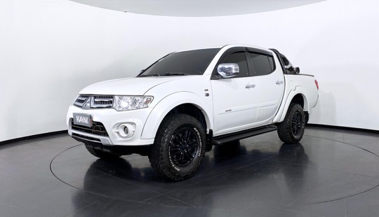 Mitsubishi L200 Triton HLS CHROME CD 2017