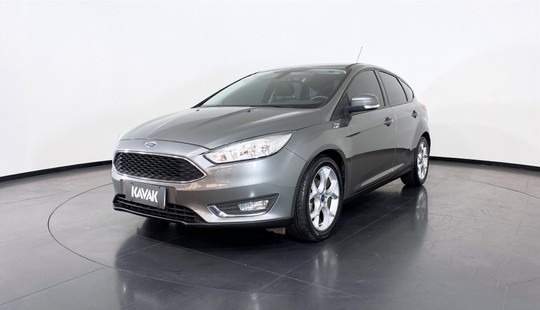 Ford Focus SE PLUS 2017