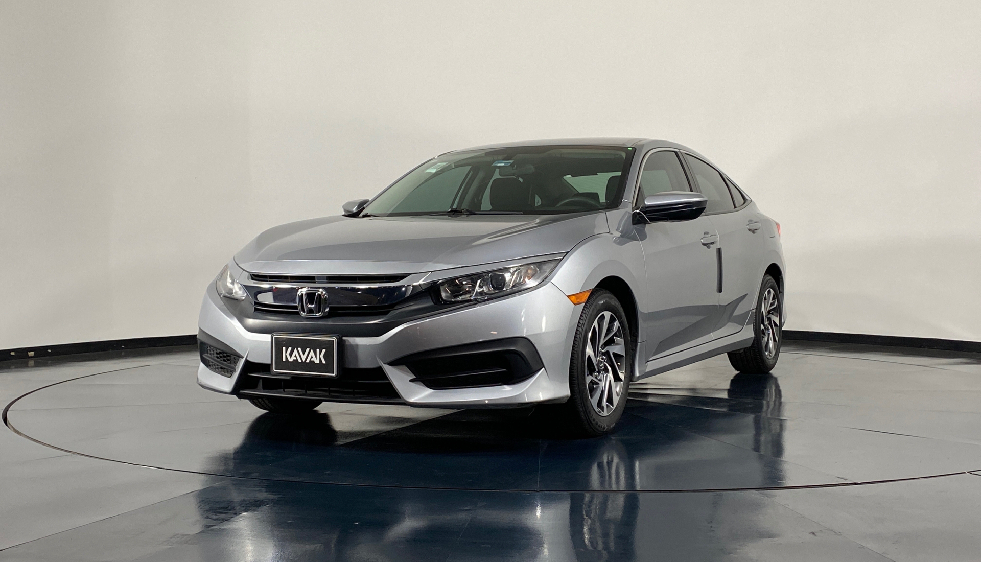 Honda Civic 2016 127275 32720 KM Precio 256999