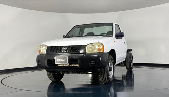 Nissan NP 300 Chasis Cabina 2015