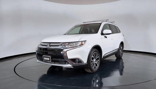 Mitsubishi Outlander ES 2017
