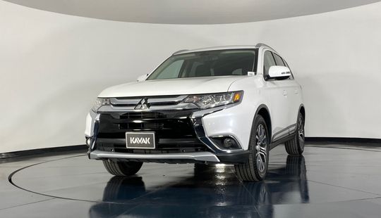 Mitsubishi Outlander SE 2017