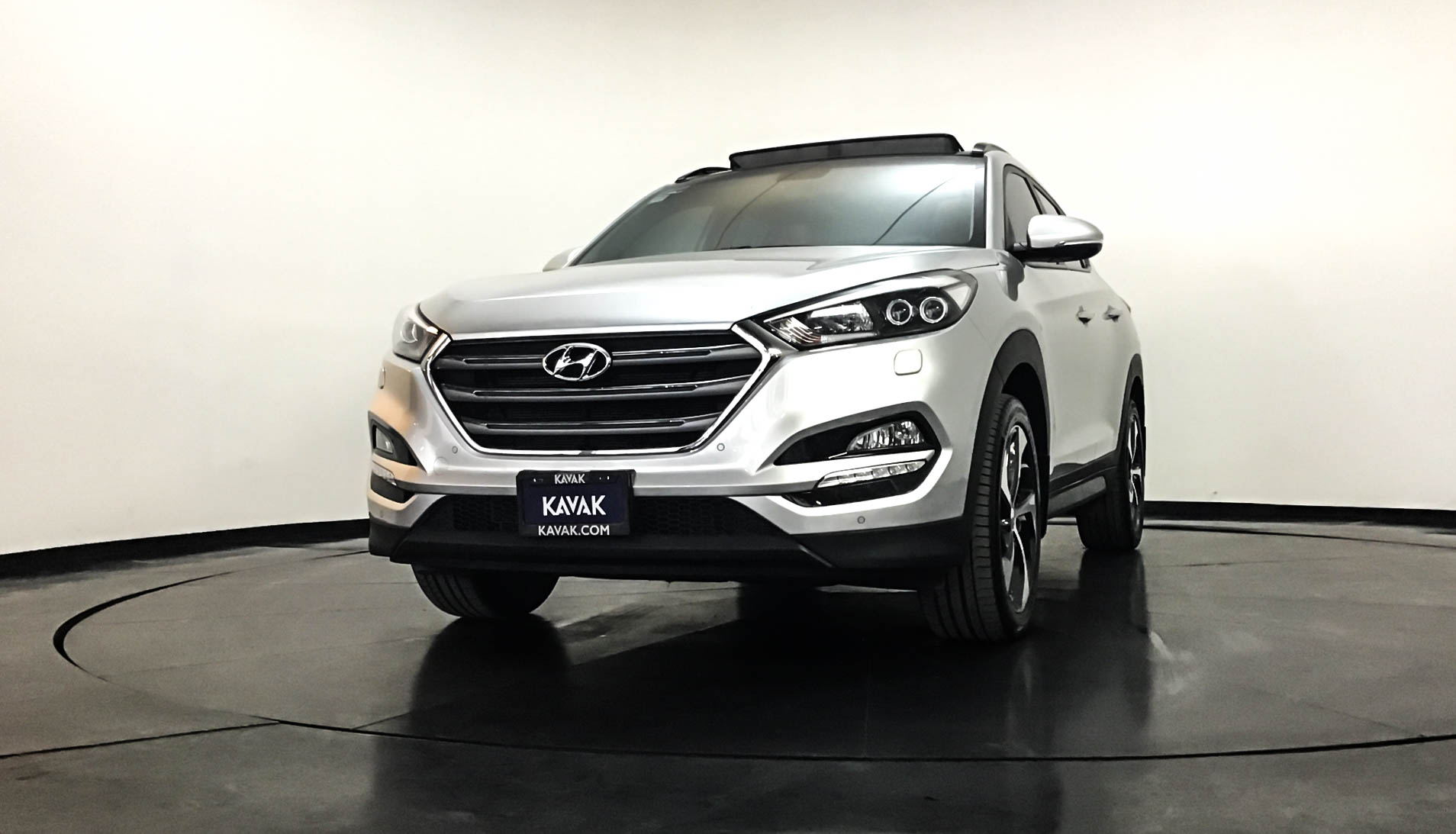 Hyundai tucson high tech