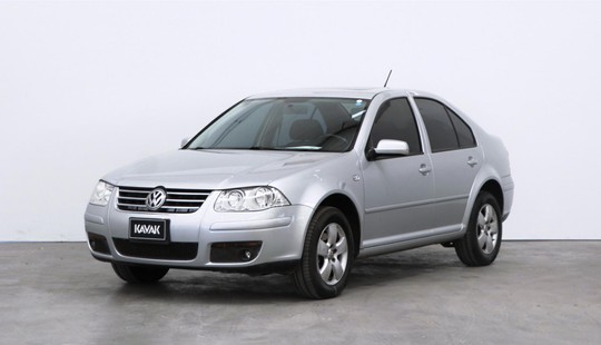 Volkswagen Bora 2.0 Trendline 115cv 2013