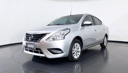 Nissan Versa SV 2017