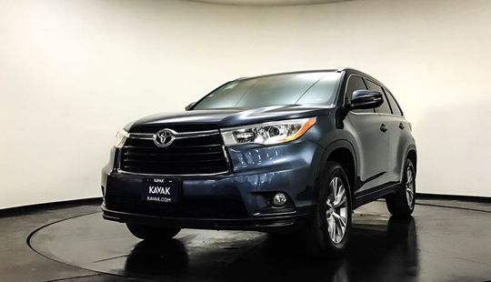 Toyota Highlander XLE 2015