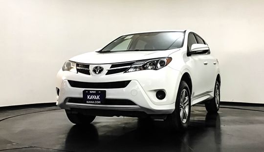 Toyota RAV4 LE 2015