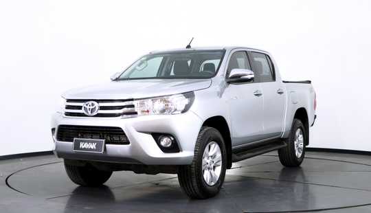 Toyota Hilux 2.8 Cd Srv 177cv 4x4 2016