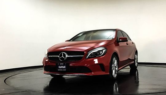 Mercedes Benz Clase A A200 Urban 2016