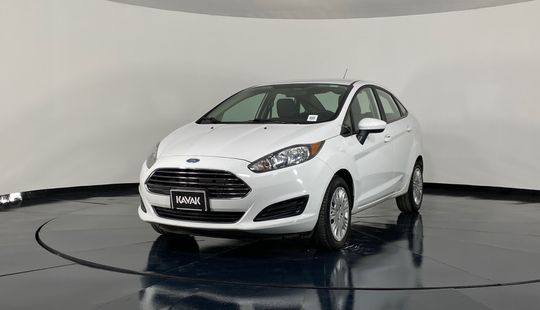 Ford Fiesta SE 2015