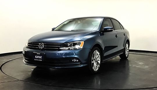 Volkswagen Jetta A6 Sportline 2015