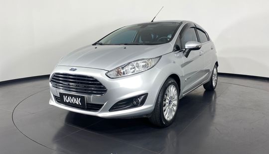 Ford Fiesta TITANIUM HATCH 2016