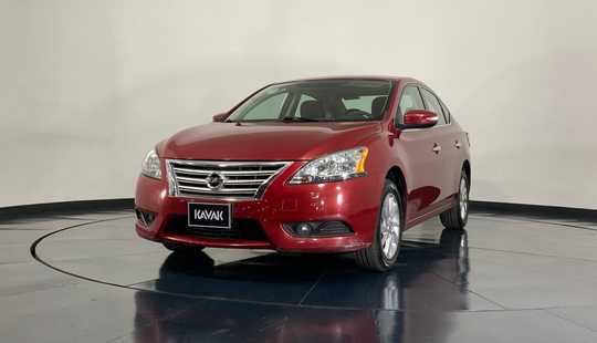 Nissan Sentra Advance 2015