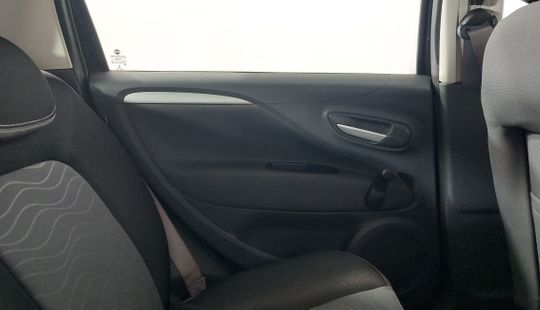 Fiat Punto 1.6 Essence 2014