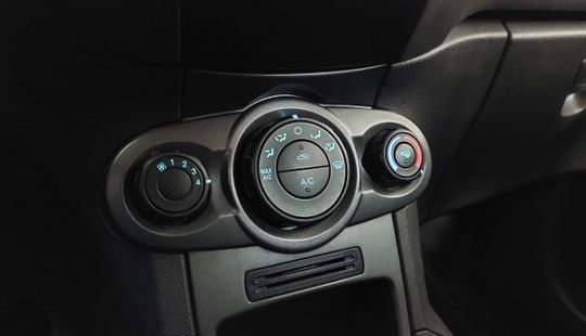 Ford Fiesta Kinetic Design 1.6 S 120cv 2016