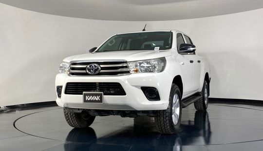 Toyota Hilux Doble Cab Mid 2016